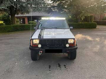 2.5 Turbo Laredo