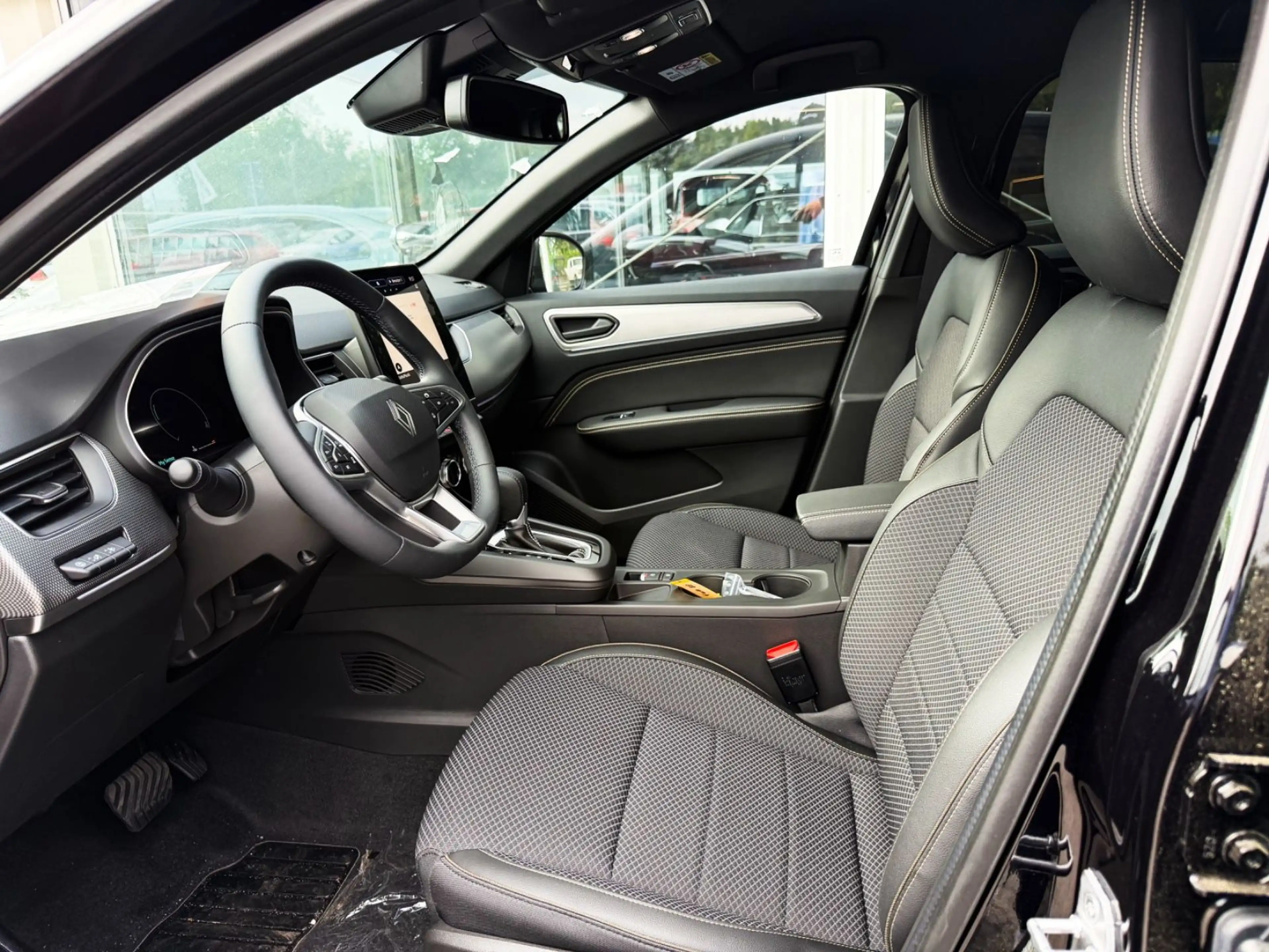 Renault Arkana Techno — photo 9