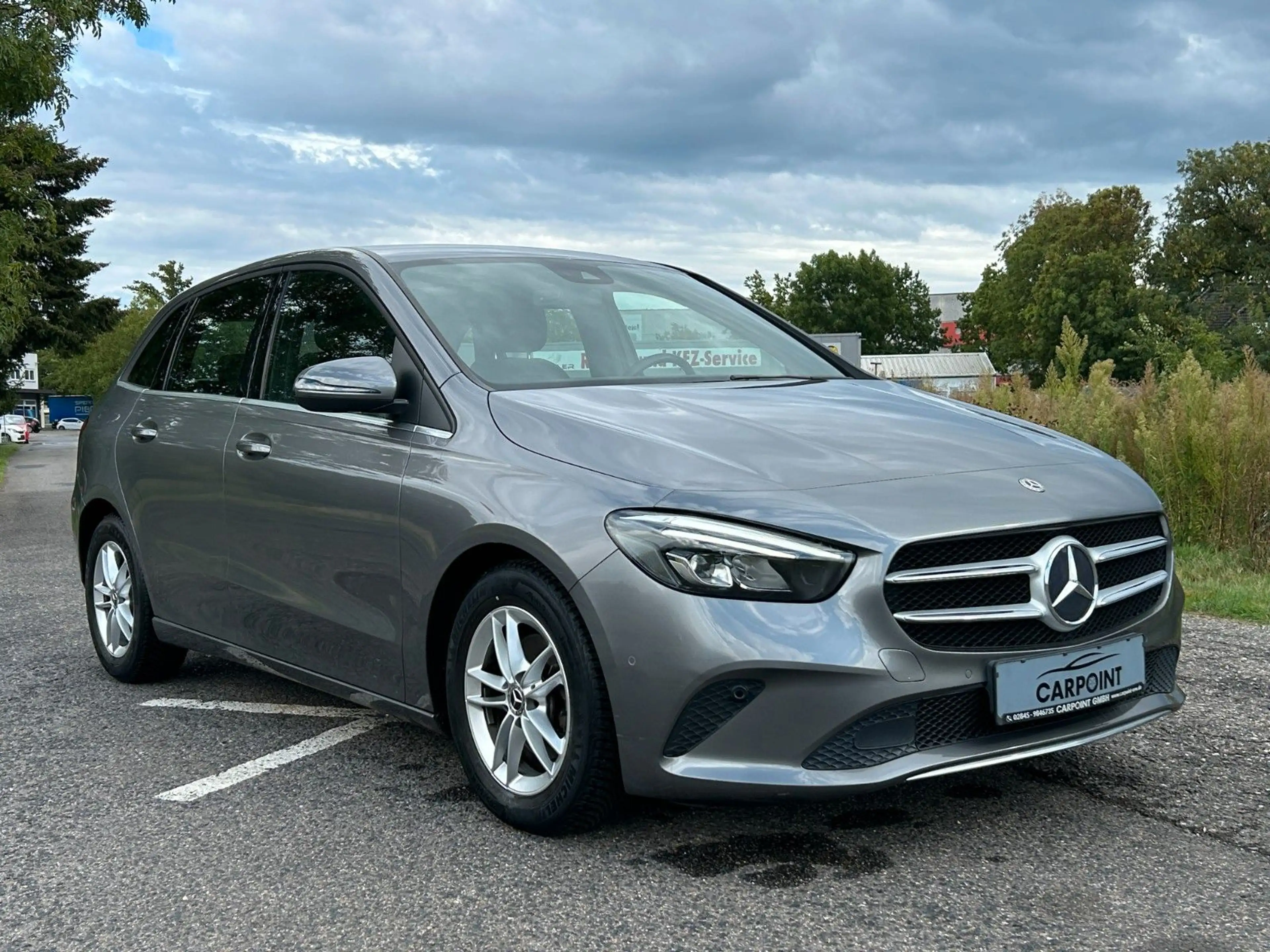 Mercedes-Benz B 180 LED Automatik Kamera PDC Teilleder — photo 7