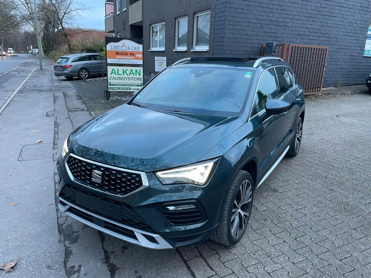 SEAT Ateca Xperience 2.0 TDI DSG PANO LED VIRT COCK Vert - 1