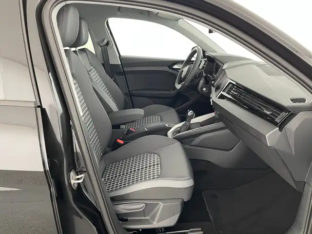 Audi A1 view 10