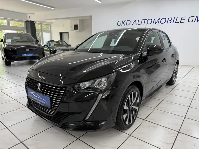 Peugeot 208 view 5
