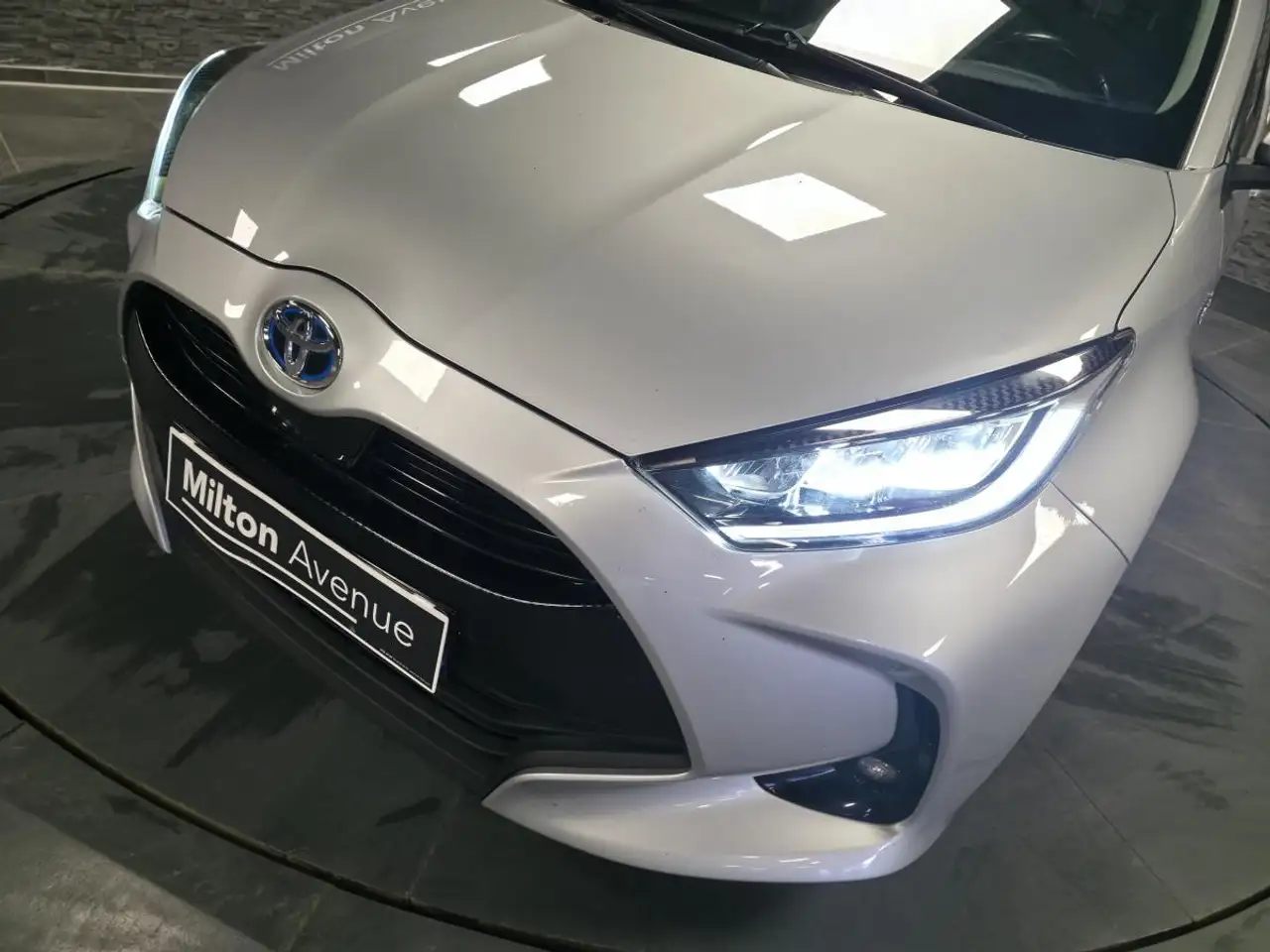 Toyota Yaris Yaris — photo 11