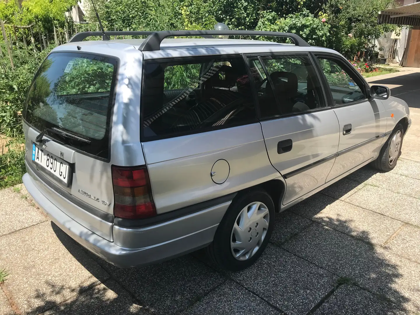 Opel Astra Astra 5p 1.4 16v GL 90cv Plateado - 2