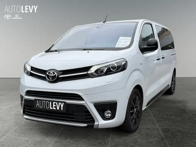 Toyota Proace view 2