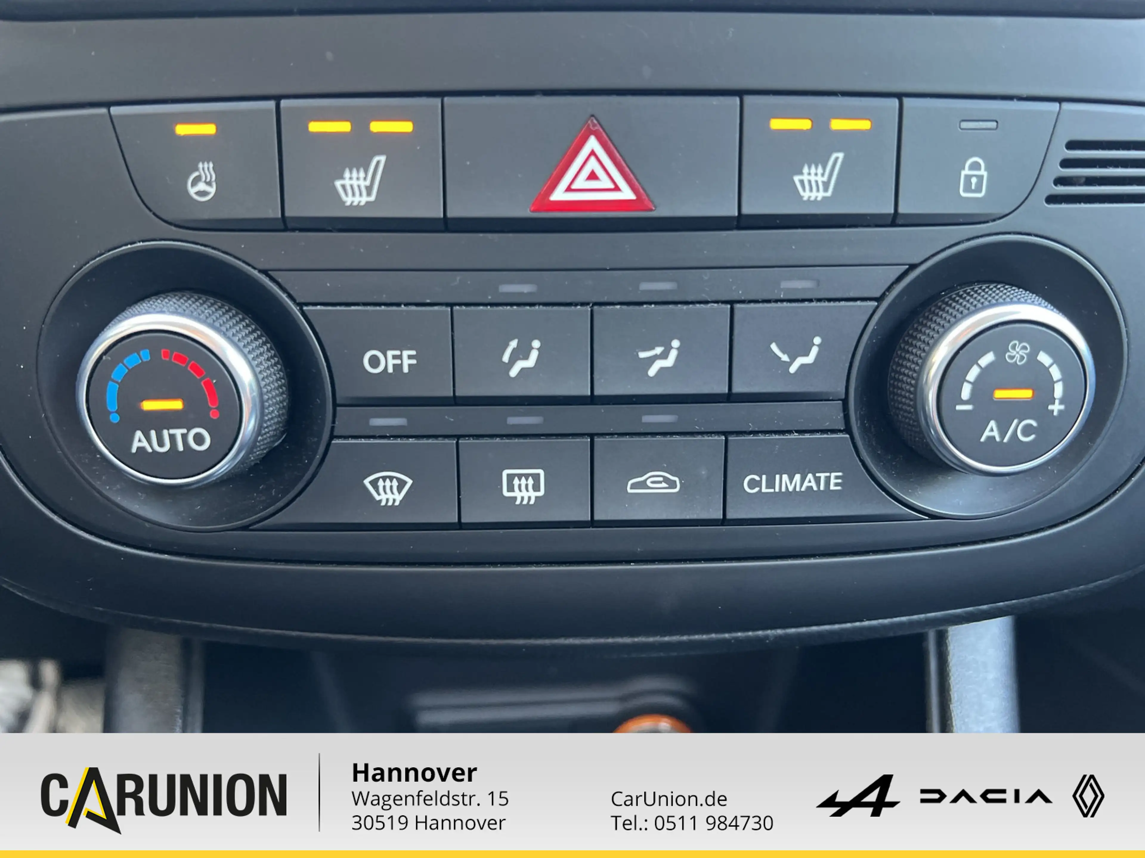 Kia Venga 1.4 CVVT Dream Team — photo 15