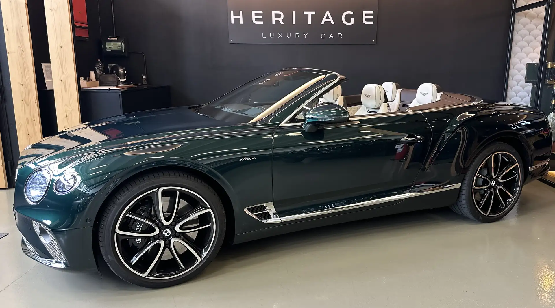 Bentley Continental GTC Azure Mulliner Iva esposta - 2