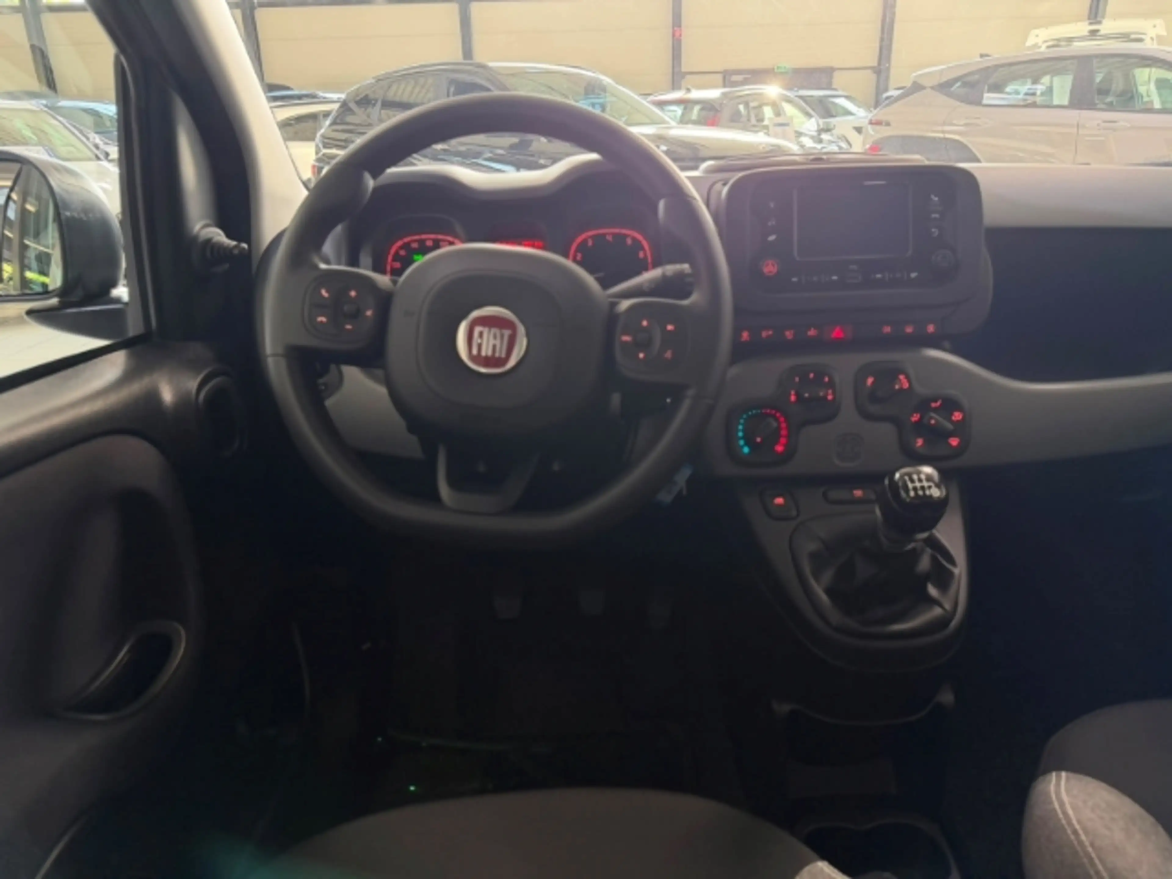 Fiat Panda Hybrid 1.0 GSE DAB Klima BT teilb.Rücksb eFH — photo 11