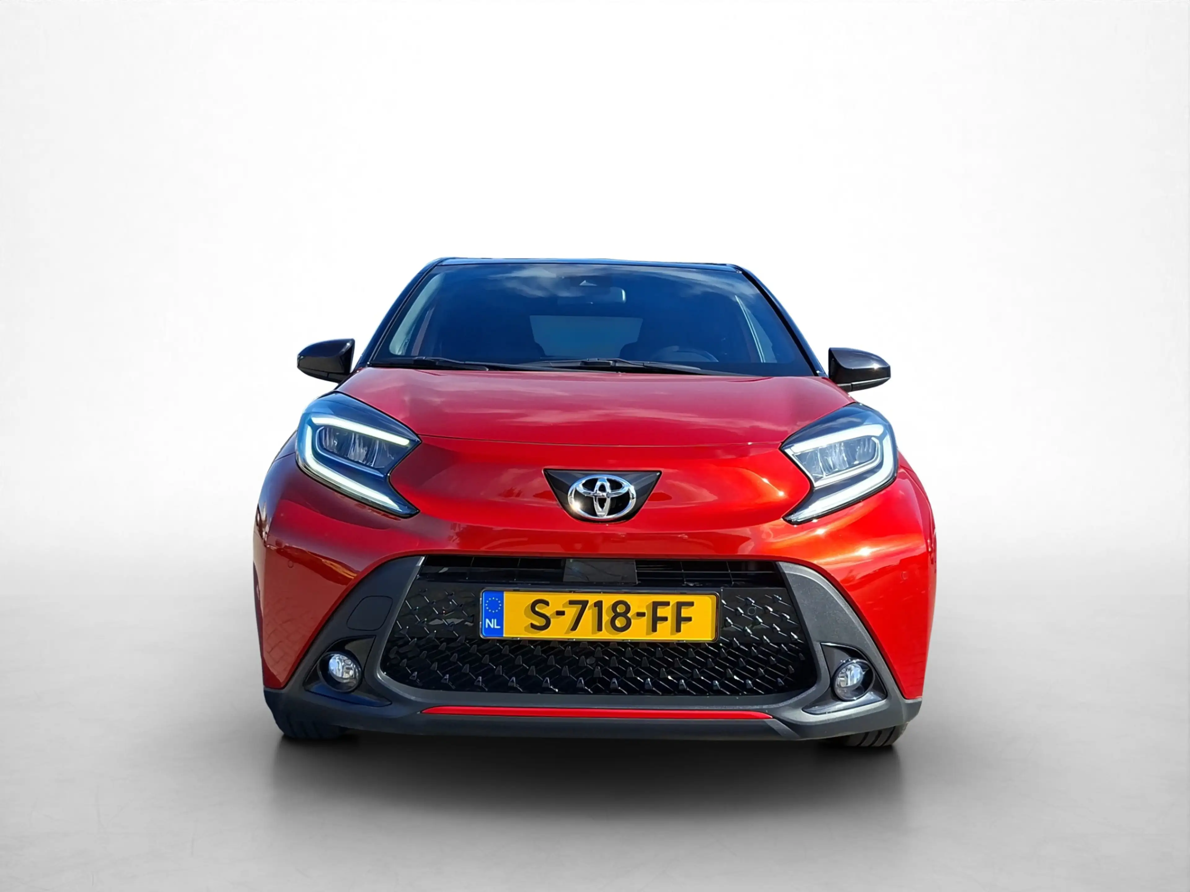 Toyota Aygo X 1.0 VVT-i S-CVT Premium | Dealer onderhouden | JBL — photo 2
