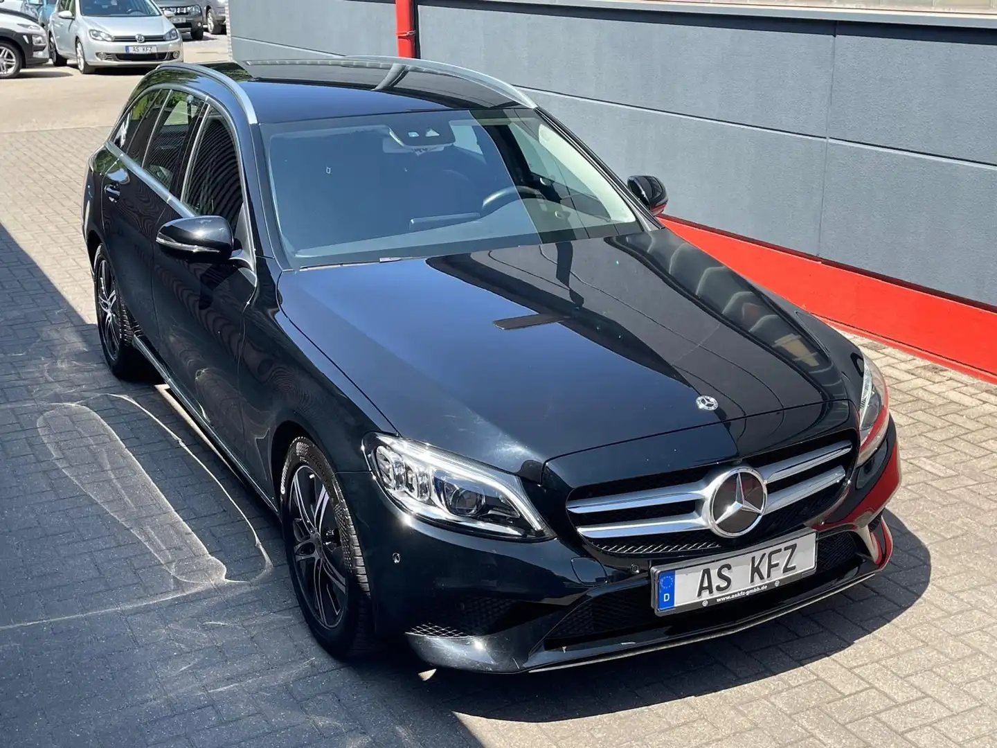 Mercedes-Benz C 300 C -Klasse C 300 T LEDER NAVI KLIMA SHZ AHK ALU´S Noir - 1