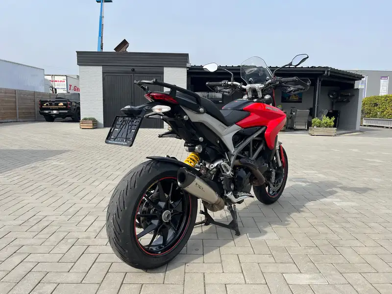 Ducati Hypermotard 939 - foto 4