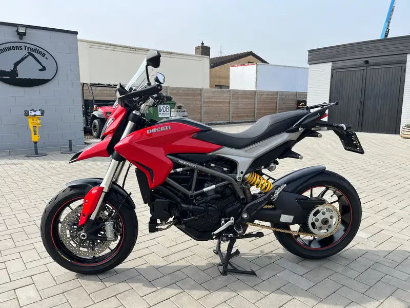 Ducati Hypermotard 939 - foto 3