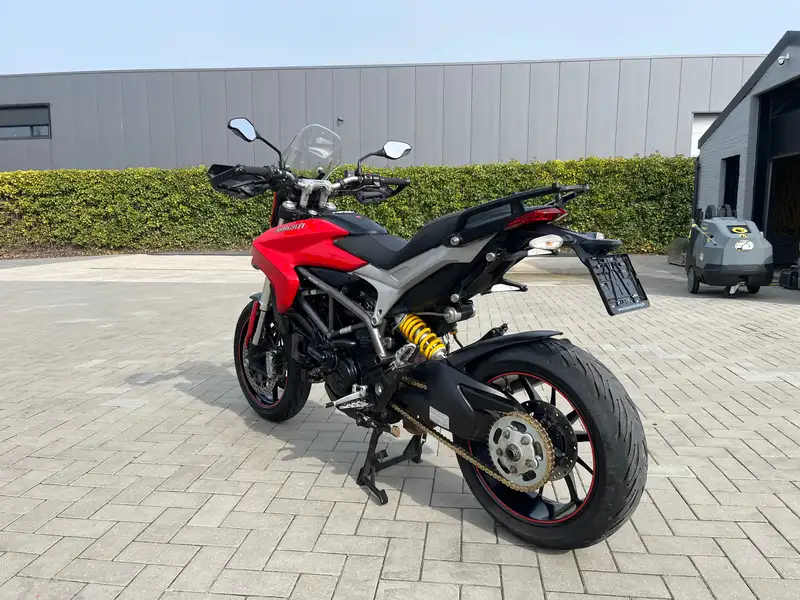 Ducati Hypermotard 939 - foto 5