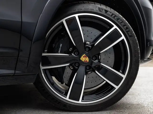 Porsche Cayenne Turbo S E-Hybrid III Ansicht 26