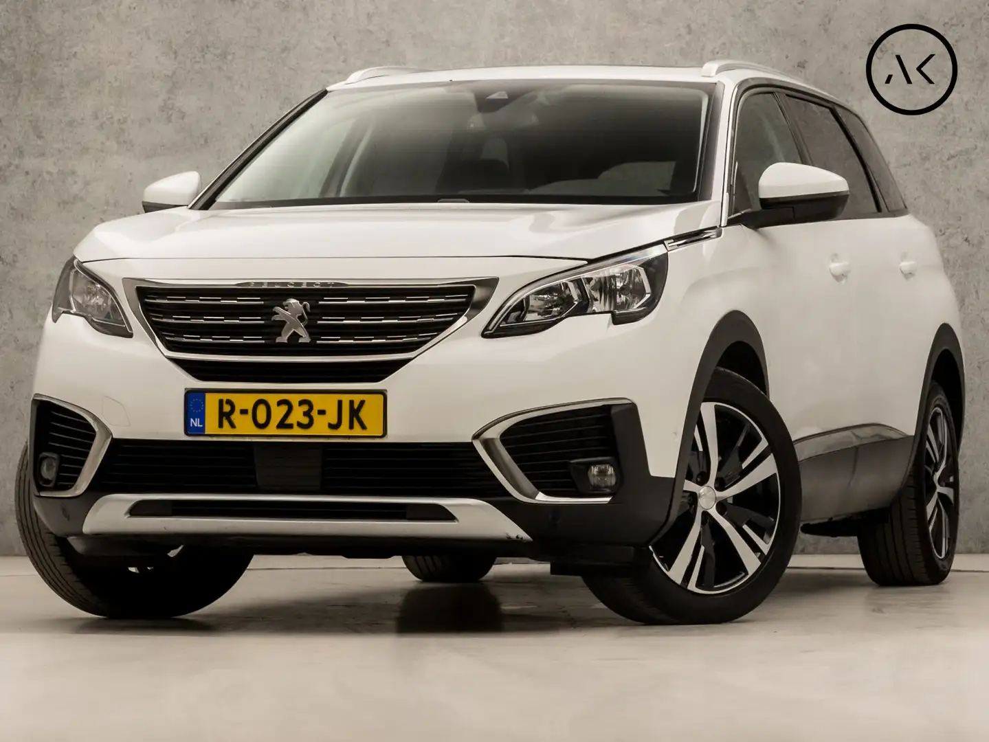 Peugeot 5008 1.2 PureTech Sport 7 Persoons (PANORAMADAK, APPLE Wit - 1