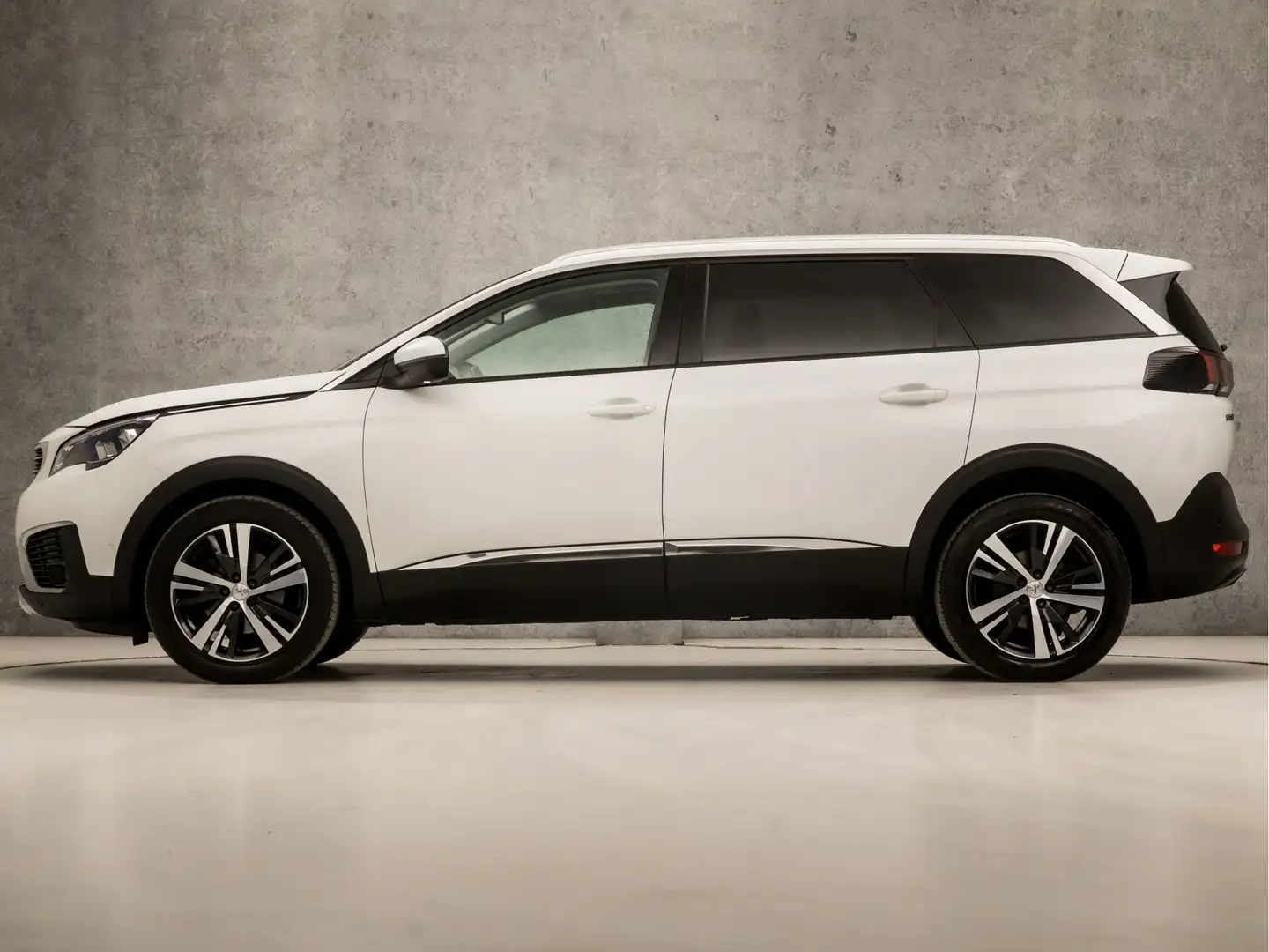 Peugeot 5008 1.2 PureTech Sport 7 Persoons (PANORAMADAK, APPLE Wit - 2