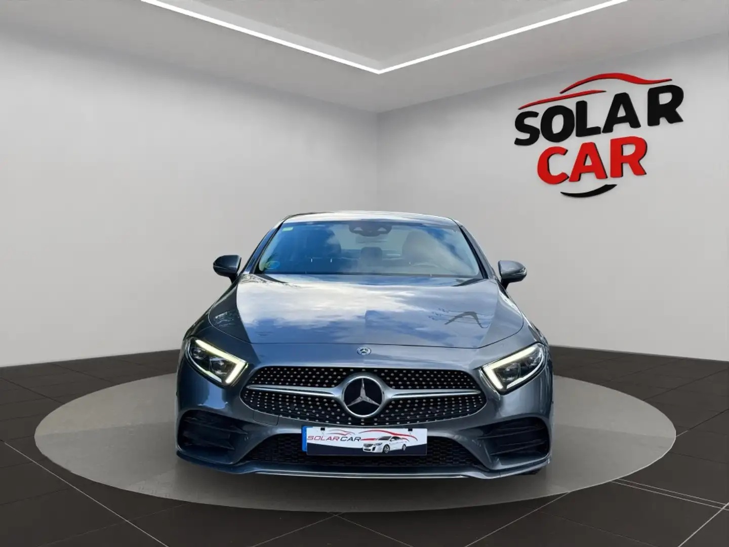Mercedes-Benz CLS 450 EQ Boost 4Matic Aut. Gris - 2