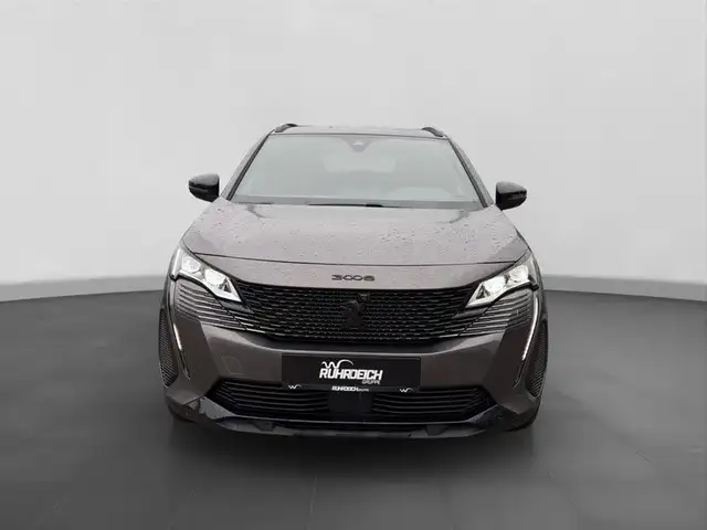 Peugeot 3008 view 6