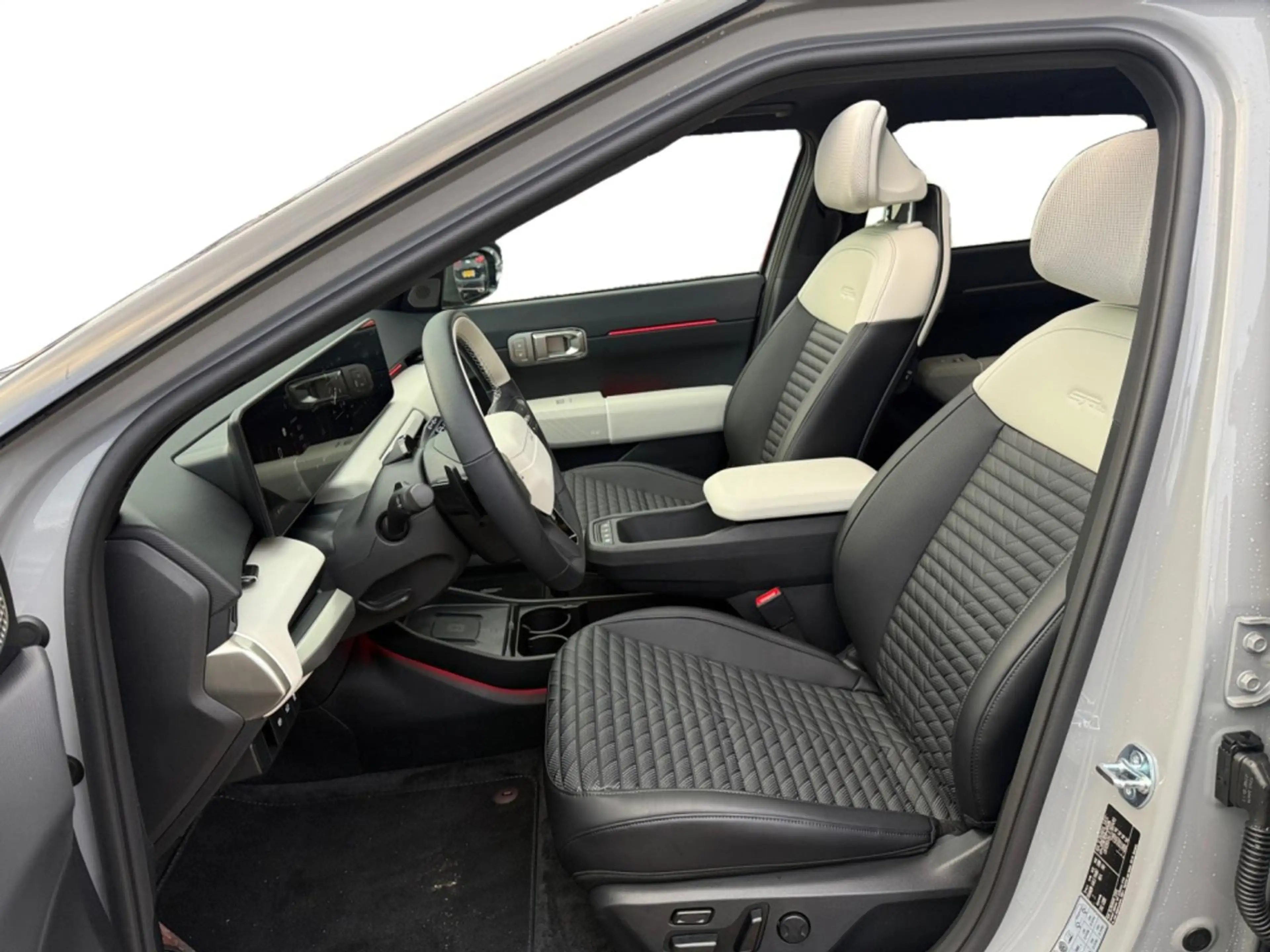Kia EV4 GT-PlusLine 81.4 kWh I Pano I All-season banden — photo 11