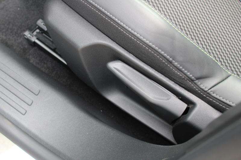 Peugeot e-2008 EV GT 54 kWh | Navigatie | Panorama/schuifdak | Fa — photo 8