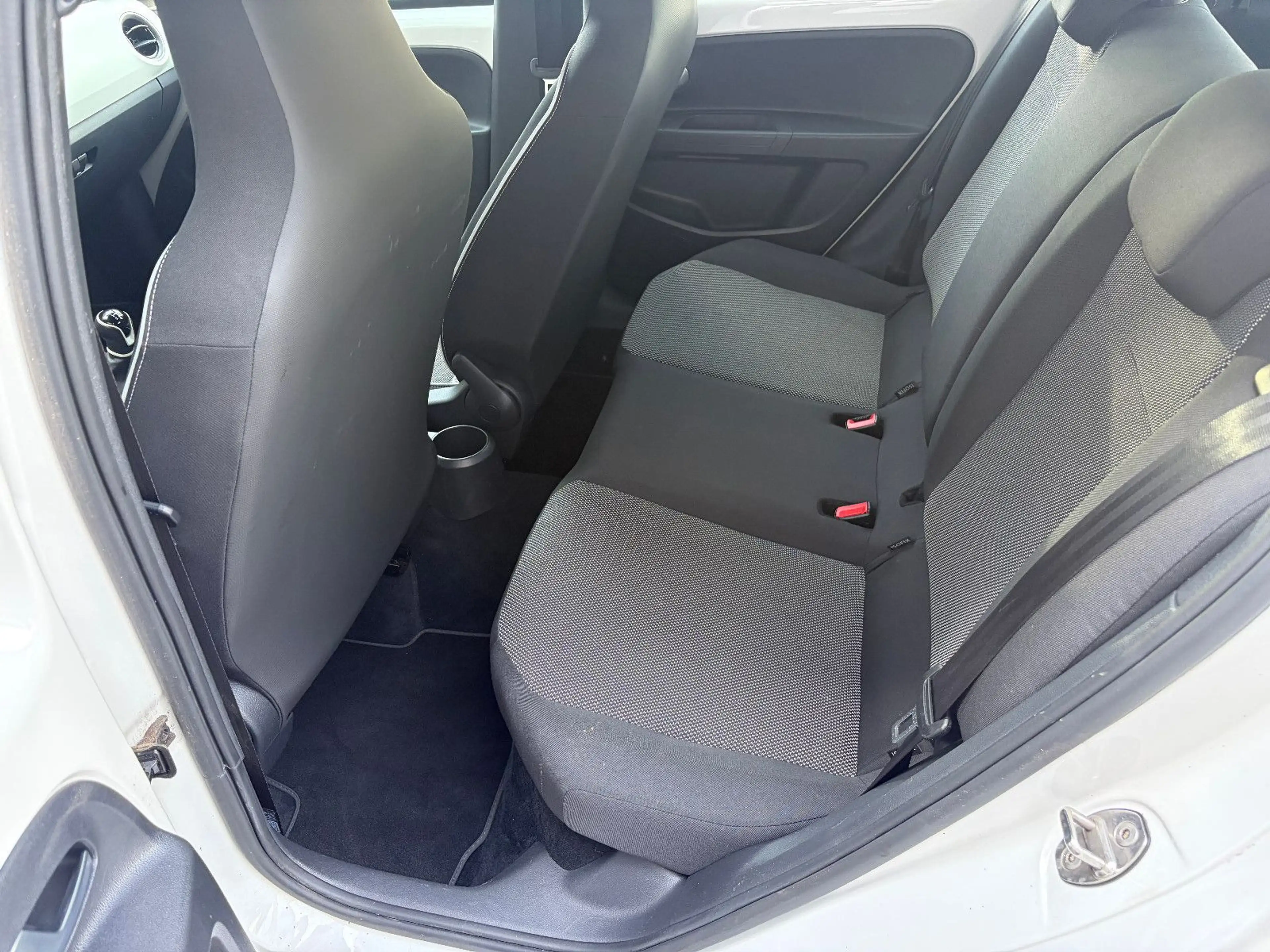 SEAT Mii 1.0 Chic · 5 Türer · PDC · Sitzhzg. · Klima — photo 15