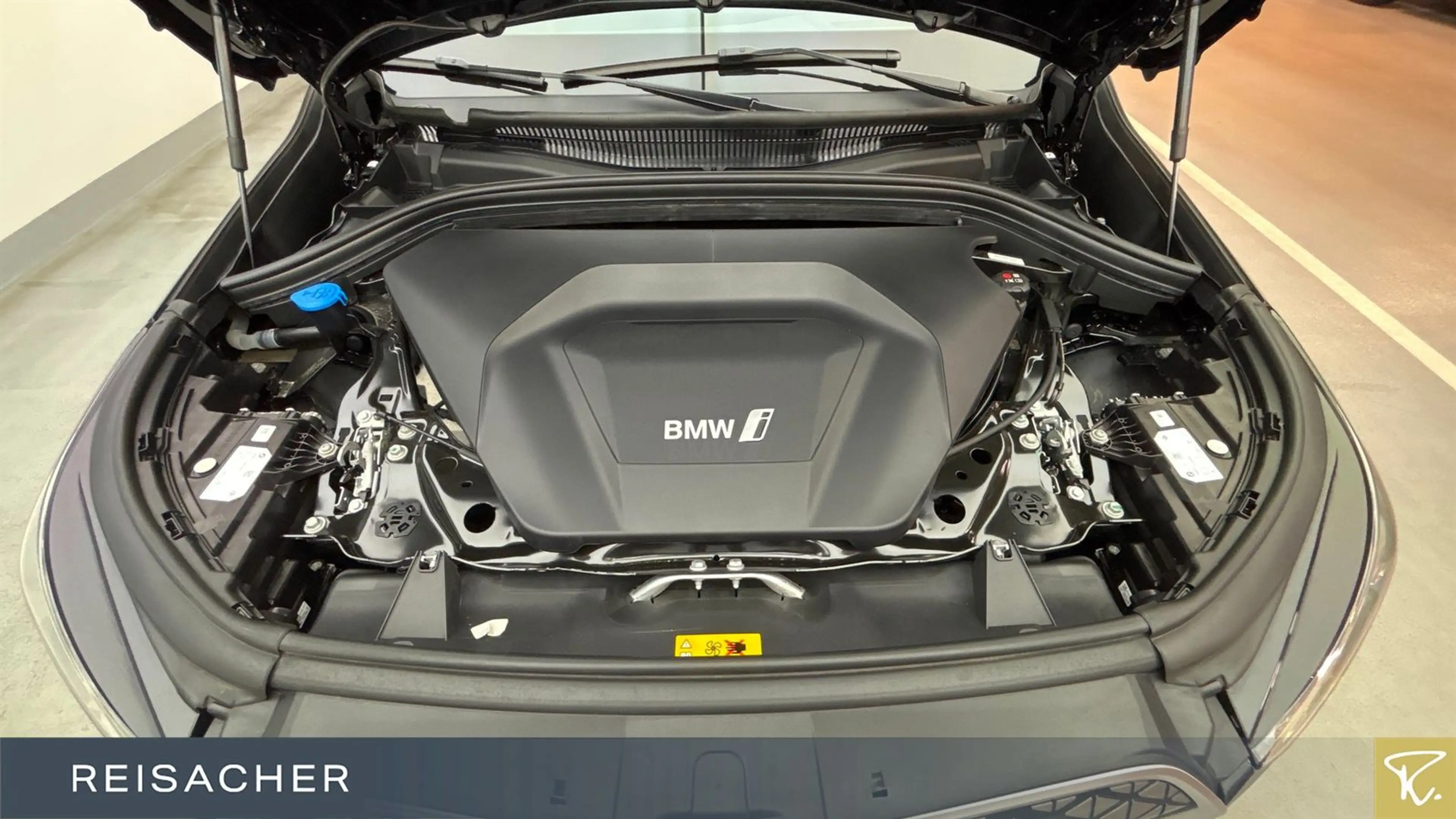 BMW iX1 IX1 A XDRIVE30 M-Sport,AHK,DA+,ACC,HUD — photo 7