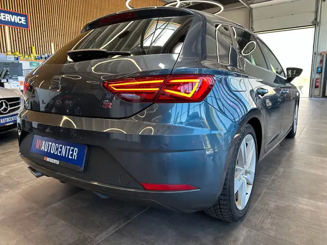 Seat Leon view 2