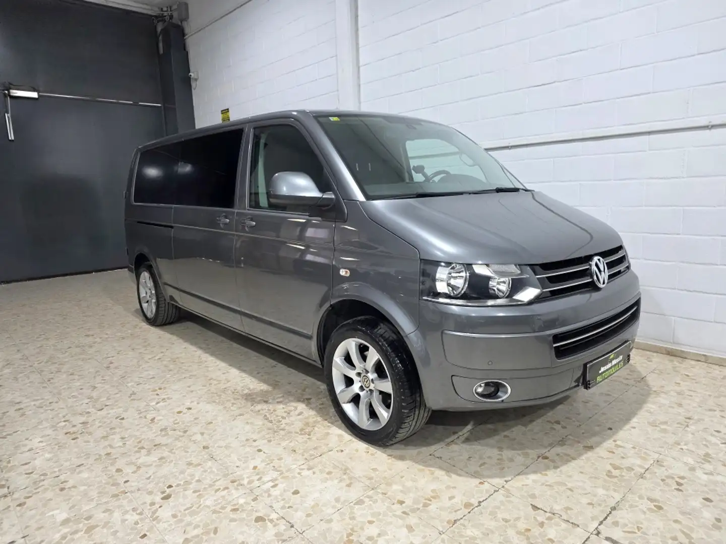 Volkswagen Transporter Mixto PRO 2.0BiTDI BMT TN DSG 180 5pl. Gris - 1