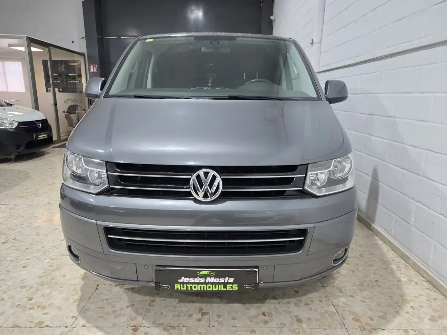 Volkswagen Transporter Mixto PRO 2.0BiTDI BMT TN DSG 180 5pl. Gris - 2