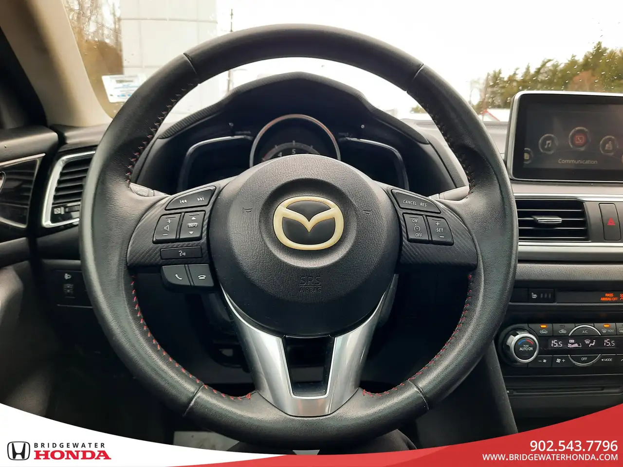 Mazda 3 снимка Mazda 3