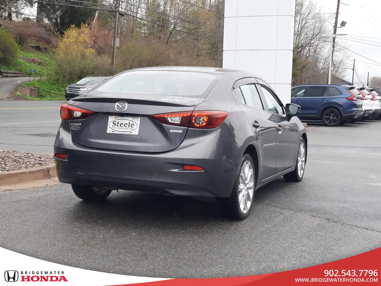 Mazda 3 снимка Mazda 3