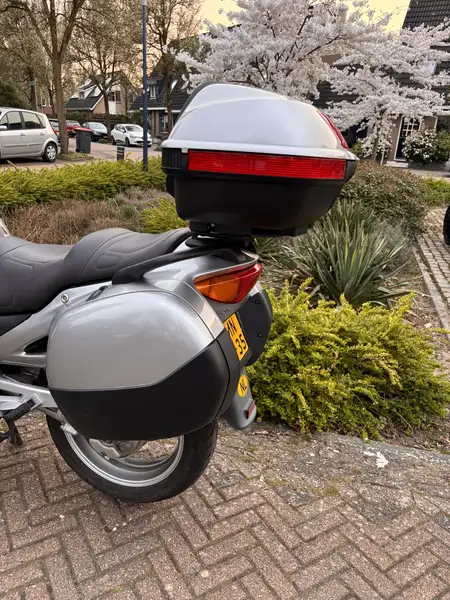 Honda NT 650 - foto 3