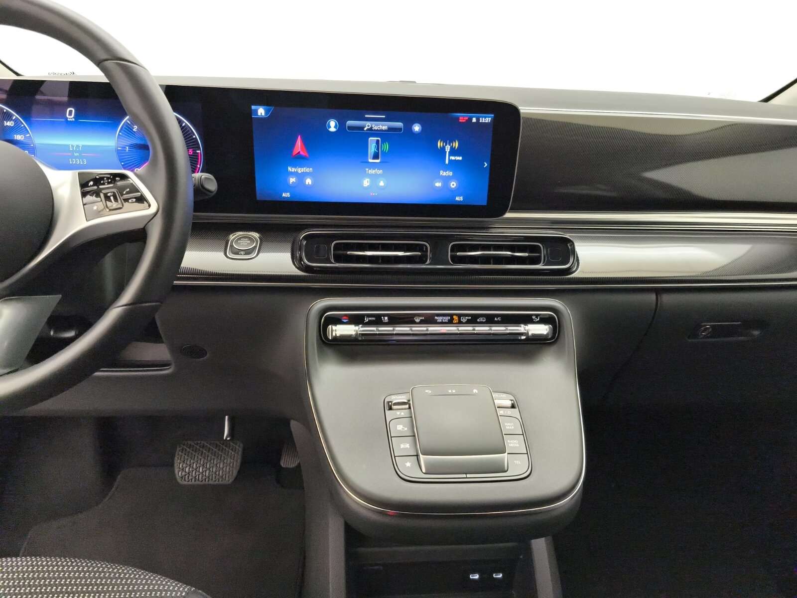 Mercedes-Benz V 220