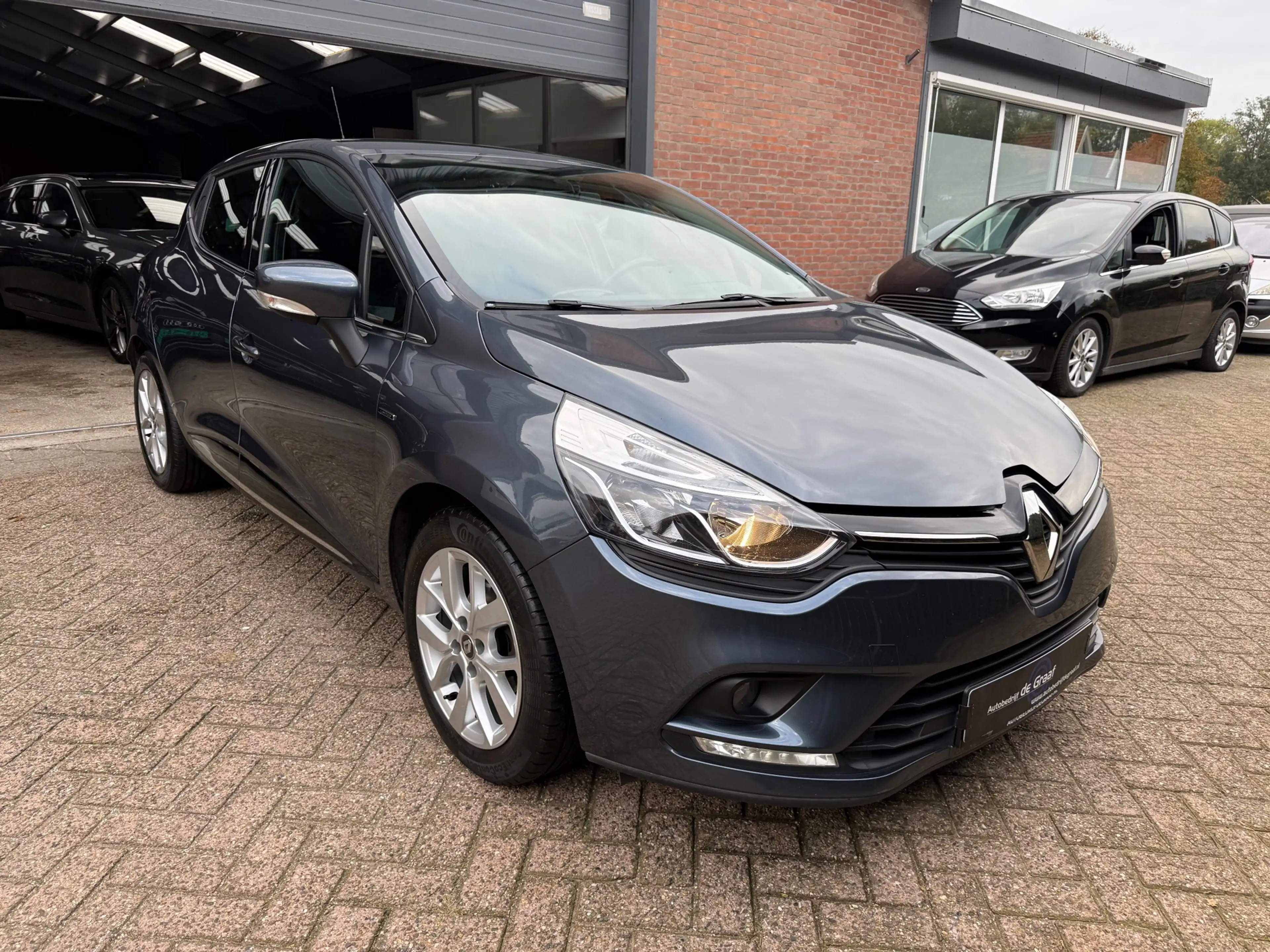 Renault Clio 1.2 Limited|CRUISE/NAVI/PDC/BLEUTOOTH|DBRIEM NW/KM — photo 8