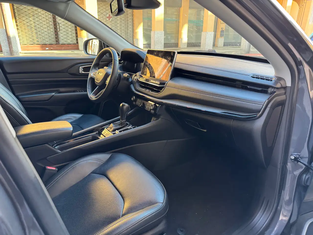 Jeep Compass II 2023 1.3 turbo t4 phev S 4xe auto, миниатюра 10