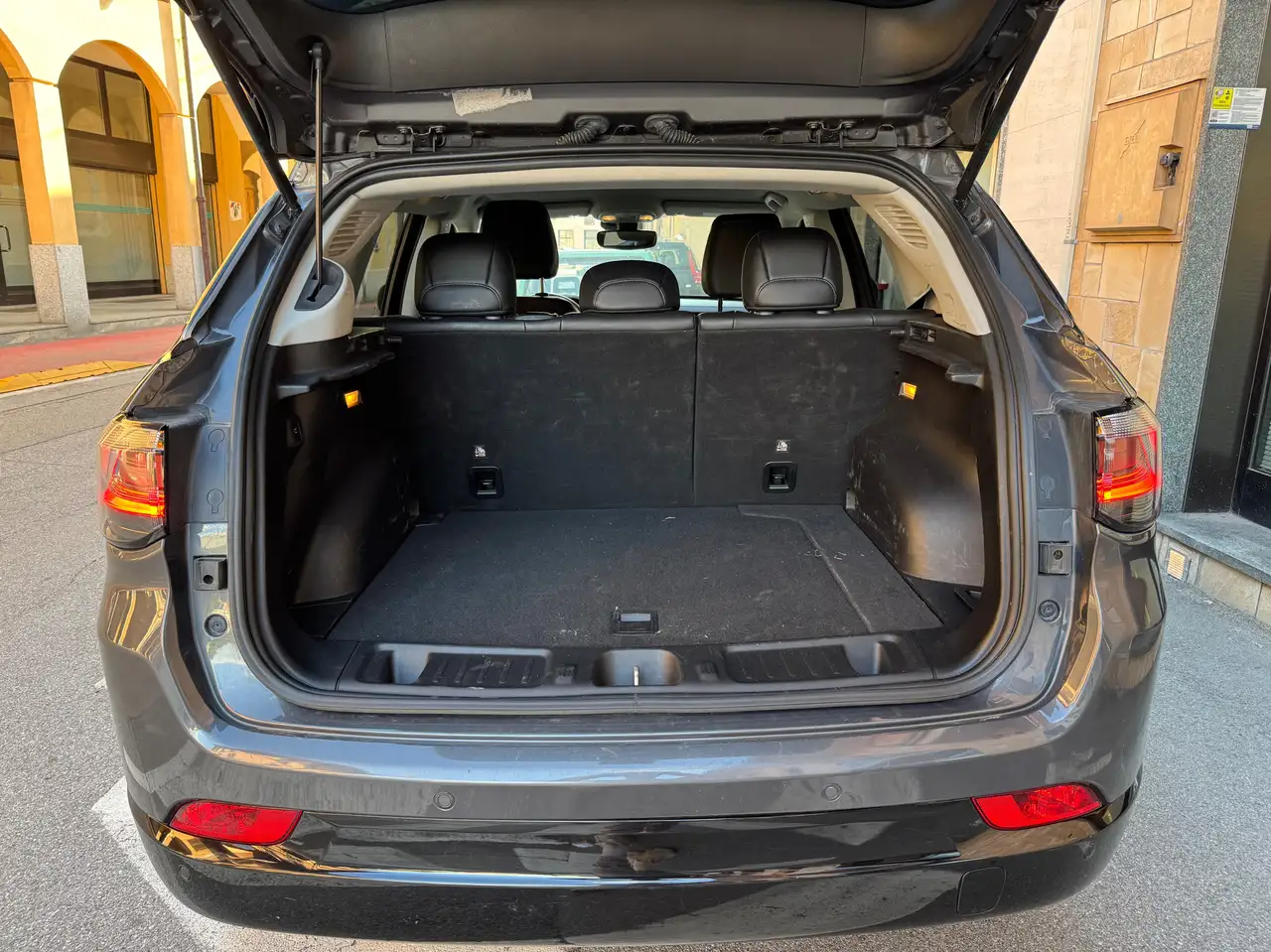 Jeep Compass II 2023 1.3 turbo t4 phev S 4xe auto, миниатюра 28