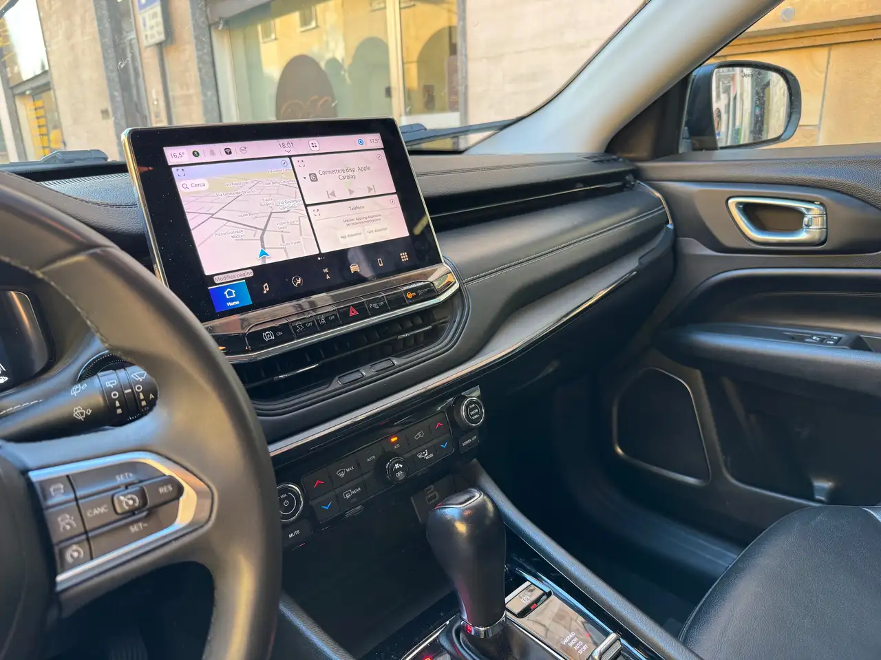 Jeep Compass II 2023 1.3 turbo t4 phev S 4xe auto, миниатюра 18