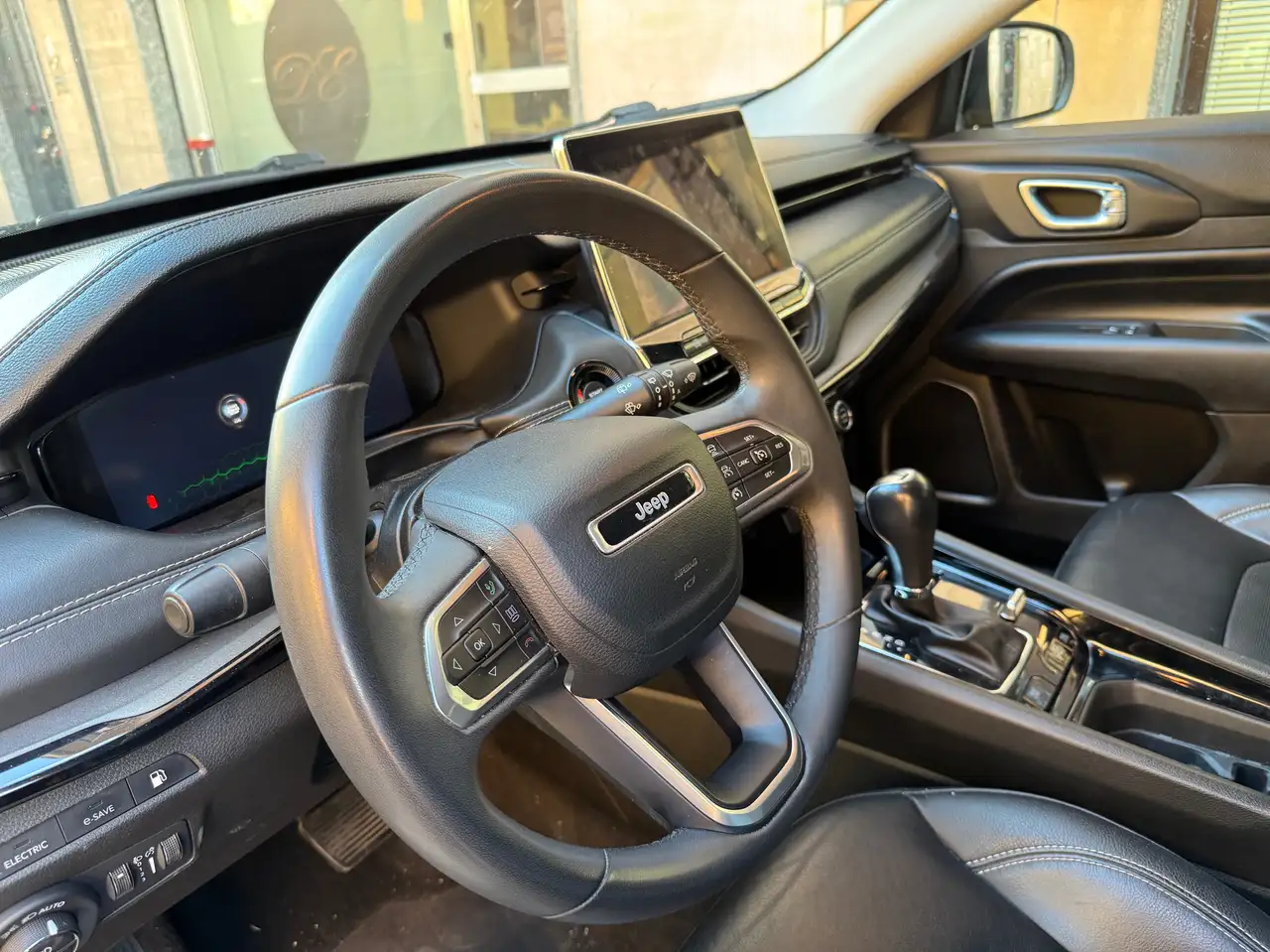 Jeep Compass II 2023 1.3 turbo t4 phev S 4xe auto, миниатюра 16