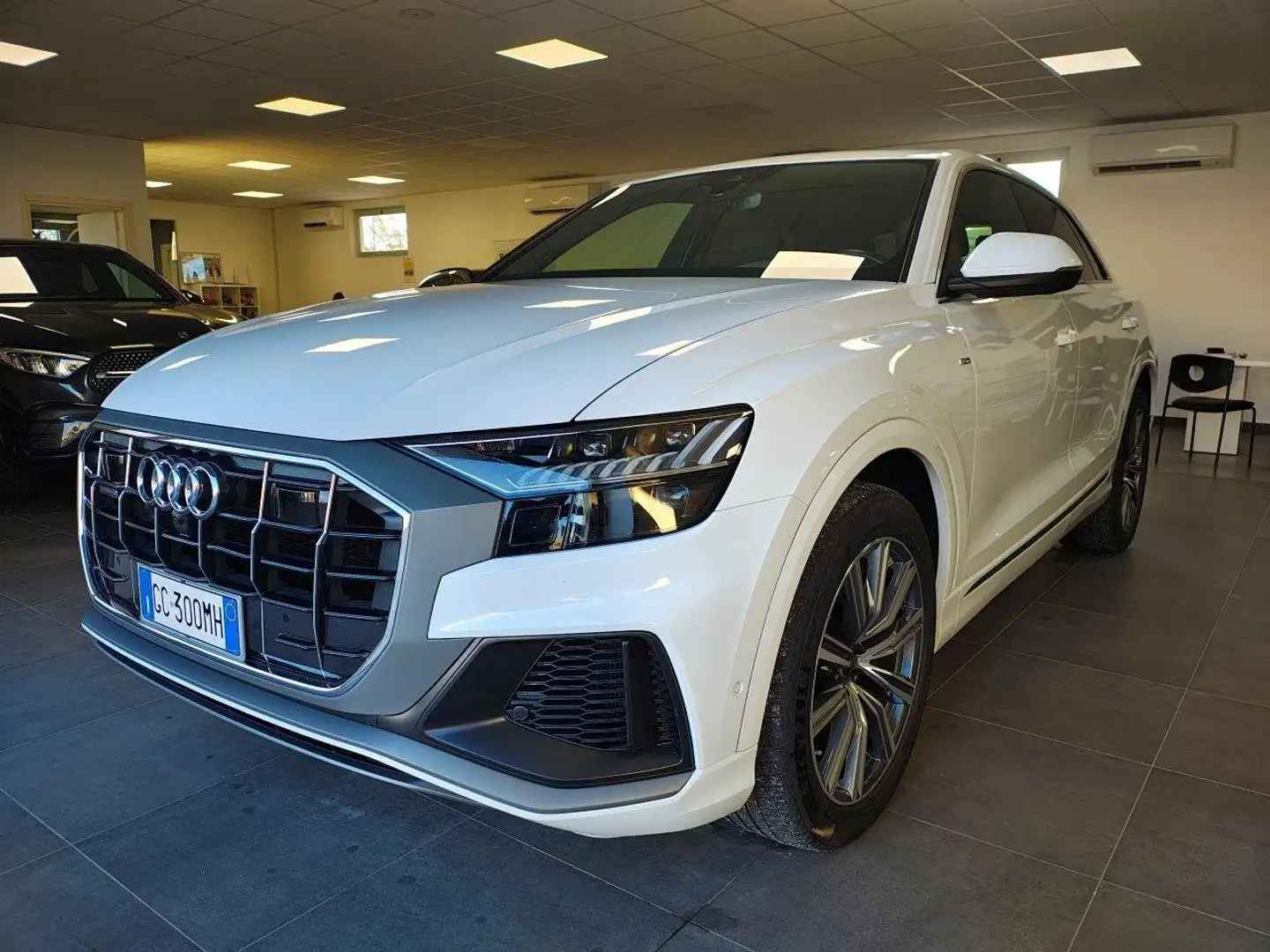 Audi Q8 Q8 I 2018 50 3.0 tdi mhev Sport quattro tiptronic Bianco - 1