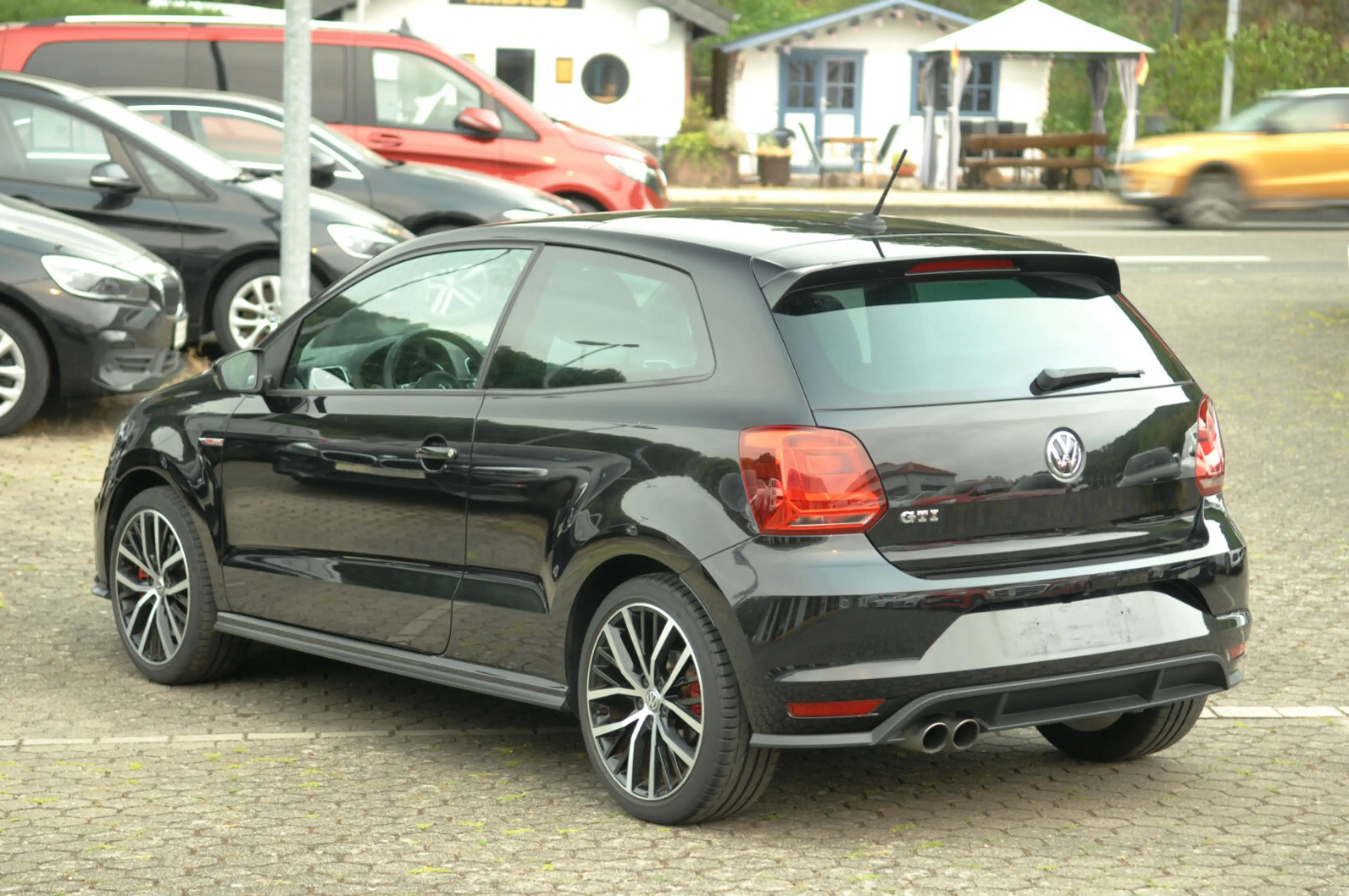 Volkswagen Polo GTI GTI Automatik Panoramadach 3-Türer Navi — photo 6