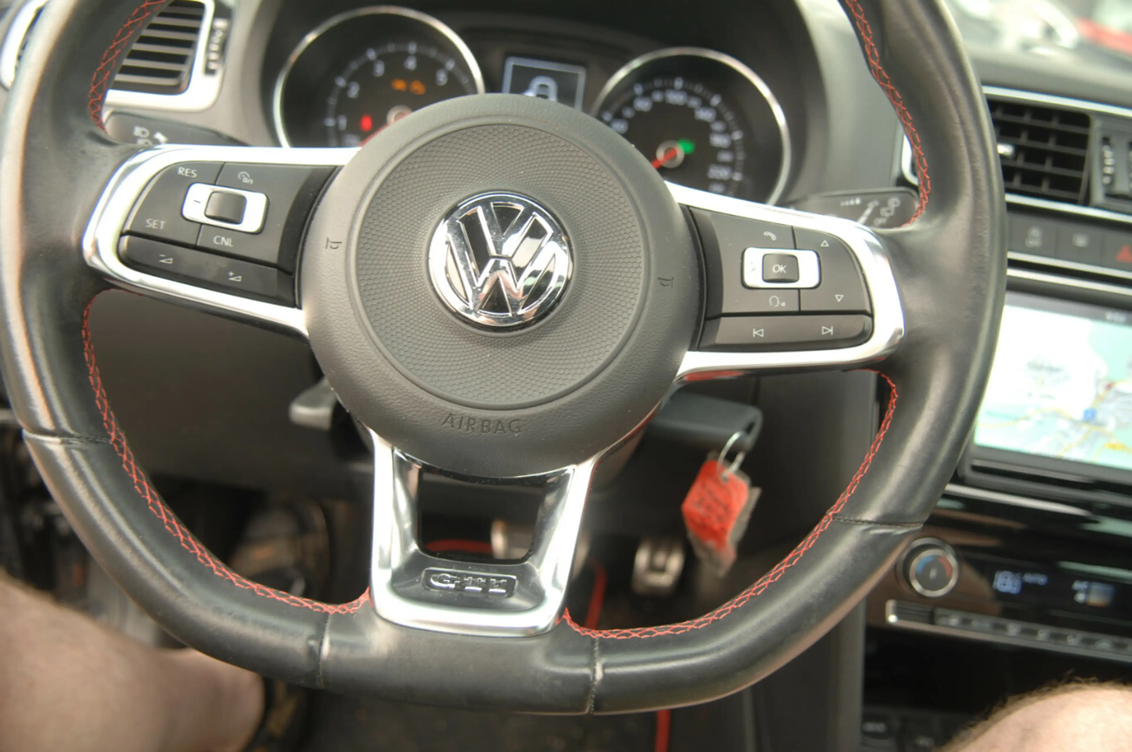 Volkswagen Polo GTI GTI Automatik Panoramadach 3-Türer Navi — photo 15