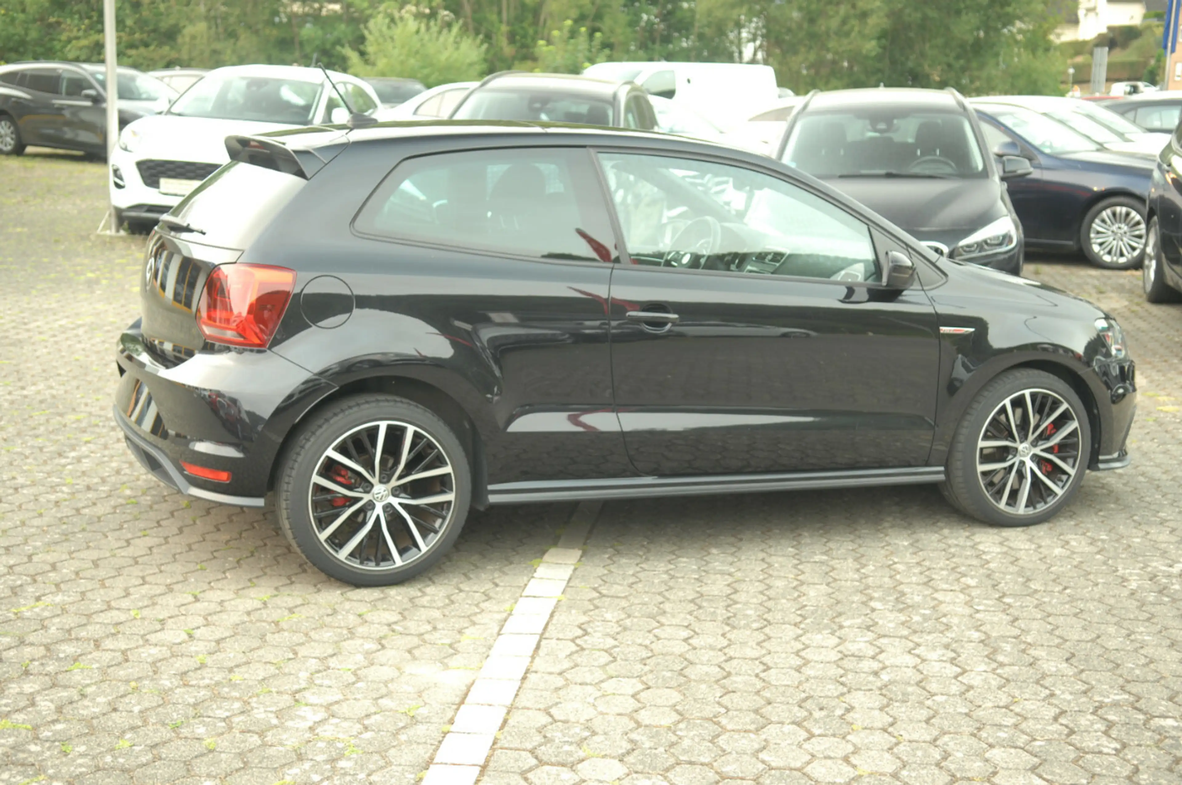 Volkswagen Polo GTI GTI Automatik Panoramadach 3-Türer Navi — photo 8