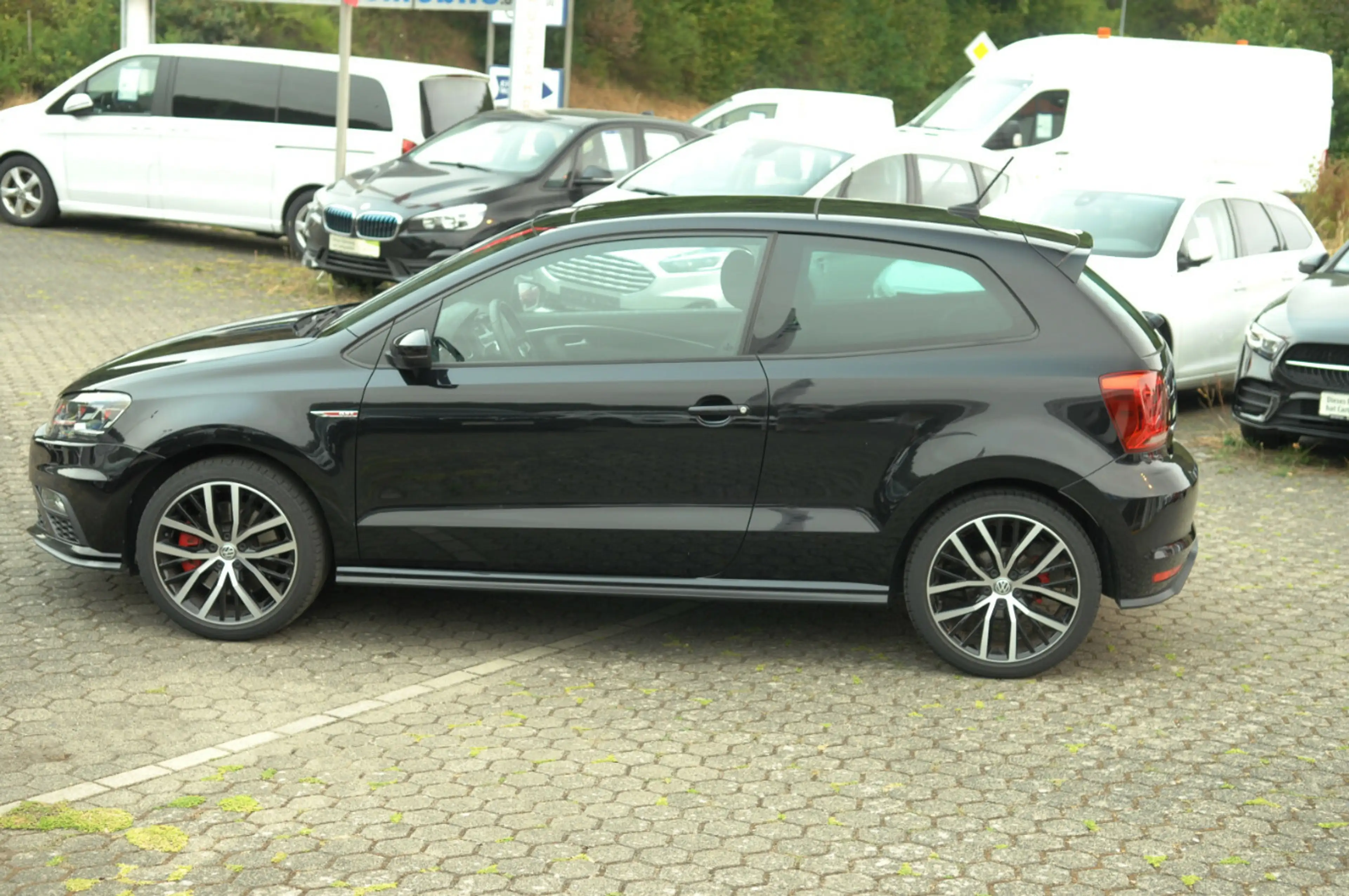 Volkswagen Polo GTI GTI Automatik Panoramadach 3-Türer Navi — photo 5