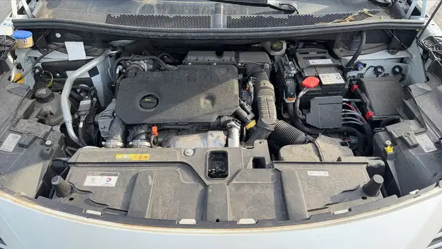 Peugeot 5008 view 15