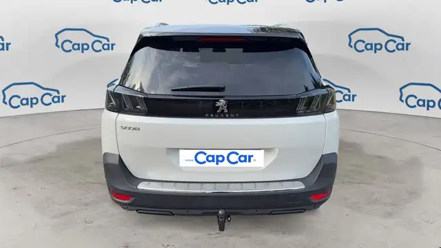 Peugeot 5008 view 3