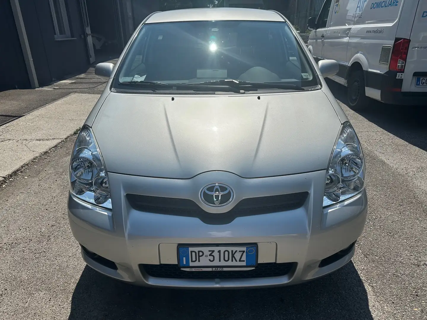 Toyota Corolla Verso 1.8 VVT-i Sol M-MT* 7 POSTI - 2