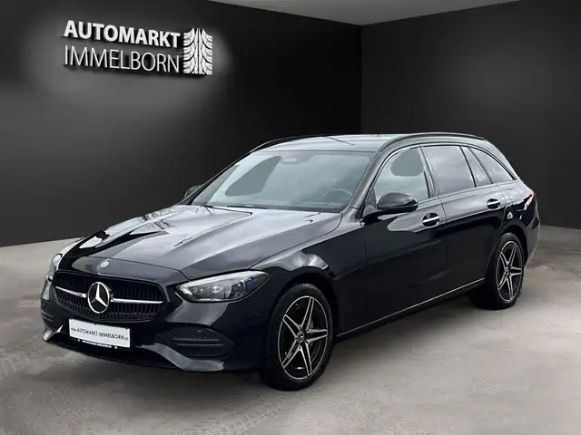 Mercedes-Benz C-Class view 4