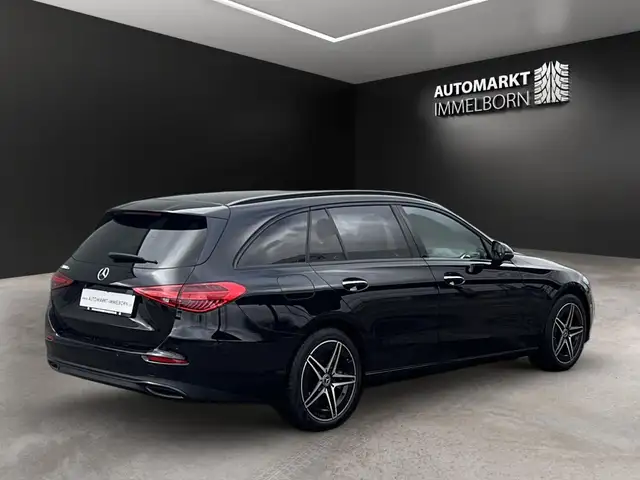 Mercedes-Benz C-Class view 8