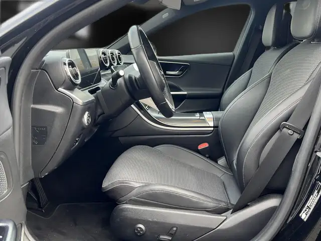 Mercedes-Benz C-Class view 14