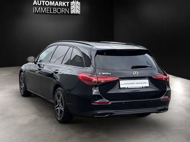 Mercedes-Benz C-Class view 5
